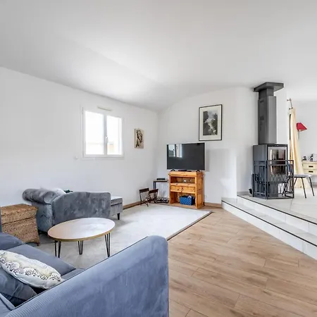 Charming House With Covered Swimming Pool And Garden * Saint-Hilaire-de-Talmont
